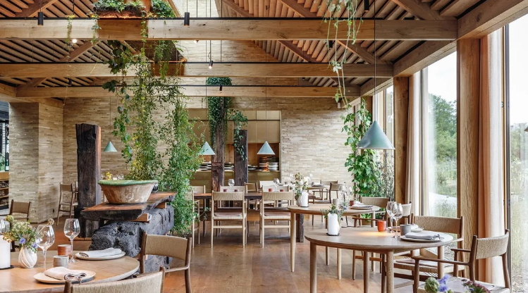 Noma, el famoso restaurante danés, cerrará en 2024 para convertirse en una cocina experimental