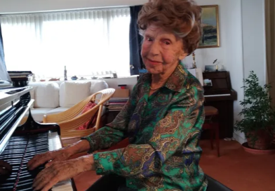 Colette Maze, la pianista de 108 años que sigue inspirando con su música